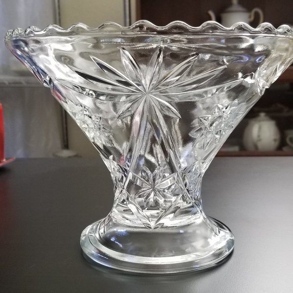 Anchor Hocking Prescut Clear Bowl or Punch Stand - Picture 3 of 6